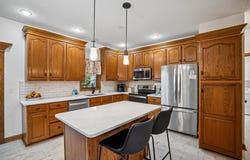 6832 Morningside Circle, Johnston, IA 50131
