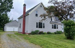 1561 Main Street, Pittsburg, NH 03592