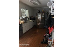 812 W Ridgecrest Drive, Kingston, TN 37763