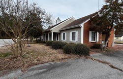 305 N 7th Street, Creswell, NC 27928