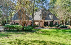 338 Hillview Drive, Ridgeland, MS 39157