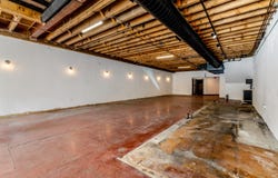 715 S 5th St, Milwaukee, WI 53204