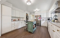 1527 Glenking Lane, Alliance, OH 44601