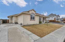 421 Silver Star Court, Yerington, NV 89447