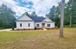 232 Tupelo Dr., Leesburg, GA 31763