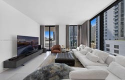 1010 Brickell Ave, Miami, FL 33131