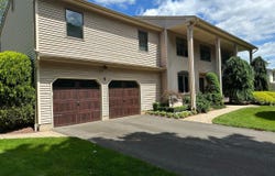 5 Stone Lane, Marlboro, NJ 07746