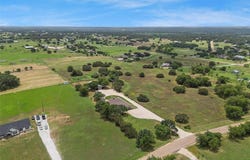 1648 Old Ranch Road, China Spring, TX 76633