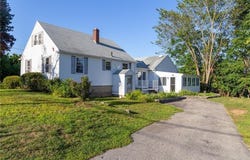 9 Cannon Street, Cranston, RI 02920
