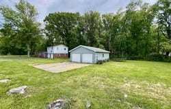 206 Windemere Road, West Terre Haute, IN 47885