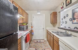 8302 Waldrop, Decatur, GA 30034