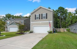141 Lagoona Dr, Summerville, SC 29483
