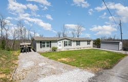 445 Wildwood Court, Warsaw, KY 41095