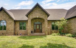 9215 W Farm Road 94, Willard, MO 65781