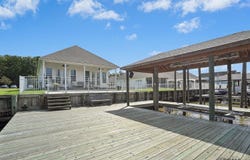 12433 Home Port Dr, Maurepas, LA 70449