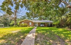 729 Canterbury Drive, Biloxi, MS 39532
