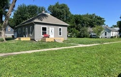 803 11th Street, Aurora, NE 68818