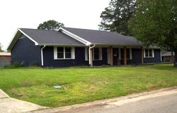 1511  LEONA DR, Ashdown, AR 71822
