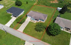 216 Surrey Way, Science Hill, KY 42553