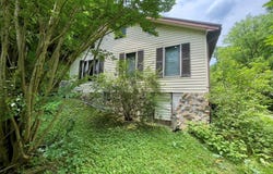 67 Kidd Fork, Banner, KY 41603