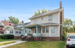 1734 Burgess Road, Cleveland, OH 44112