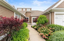 83 Waters Edge Street, Tiverton, RI 02878