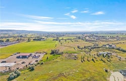 4 Billabong Dr, Billings, MT 59106