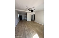 1215 E MISSION Lane, Phoenix, AZ 85020