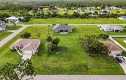 1705 NE 26th Terrace, Cape Coral, FL 33909
