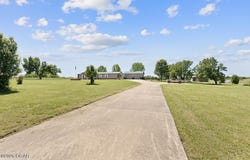 439 Lenape Road, Billings, MO 65610