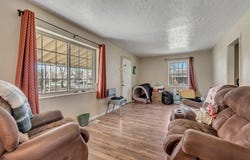 848 N OAKLEY St, Salt Lake City, UT 84116