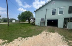 501 S 15th Street, Seadrift, TX 77983