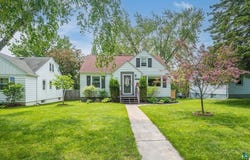 4106 Gladstone St, Duluth, MN 55804