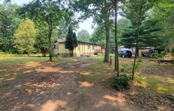 8570-8578 E US-10, Branch, MI 49402