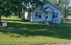 400 S College Street, Itasca, TX 76055