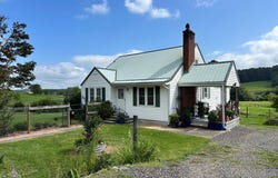 415 Joy Ranch Rd, Woodlawn, VA 24381
