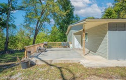 11854 W State Highway 90, Noel, MO 64854