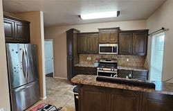 12201 Buckingham Lane, Yukon, OK 73099