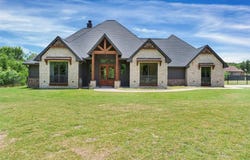 204 Wrigley Drive, Springtown, TX 76082