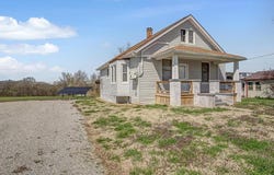 4427 Chester Rd., Chester, IL 62233