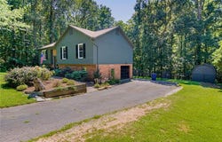 5974 Honeycomb Lane, Pfafftown, NC 27040