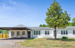 5586 Glore Drive SW, Mableton, GA 30126