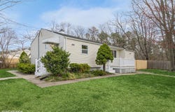 277 Louise Avenue, East Patchogue, NY 11772