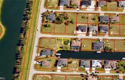 2372 NW 38th Place, Cape Coral, FL 33993