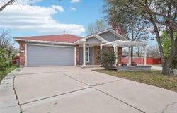 1724 Darjeeling Dr, Pflugerville, TX 78660