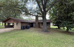 1313 Park Street, Nashville, AR 71852