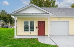 219 5th Street SW, Brewster, OH 44613