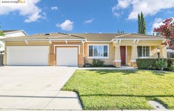2107 Chicory Dr, Oakley, CA 94561