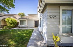 3225 W Ave J4, Lancaster, CA 93536
