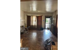 44 DELAWAREVIEW AVENUE, TRENTON, NJ 08618
